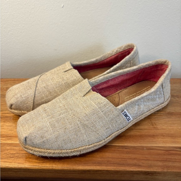 TOMS Women's 7 Tan Jute Slip-On Shoes - Picture 1 of 10
